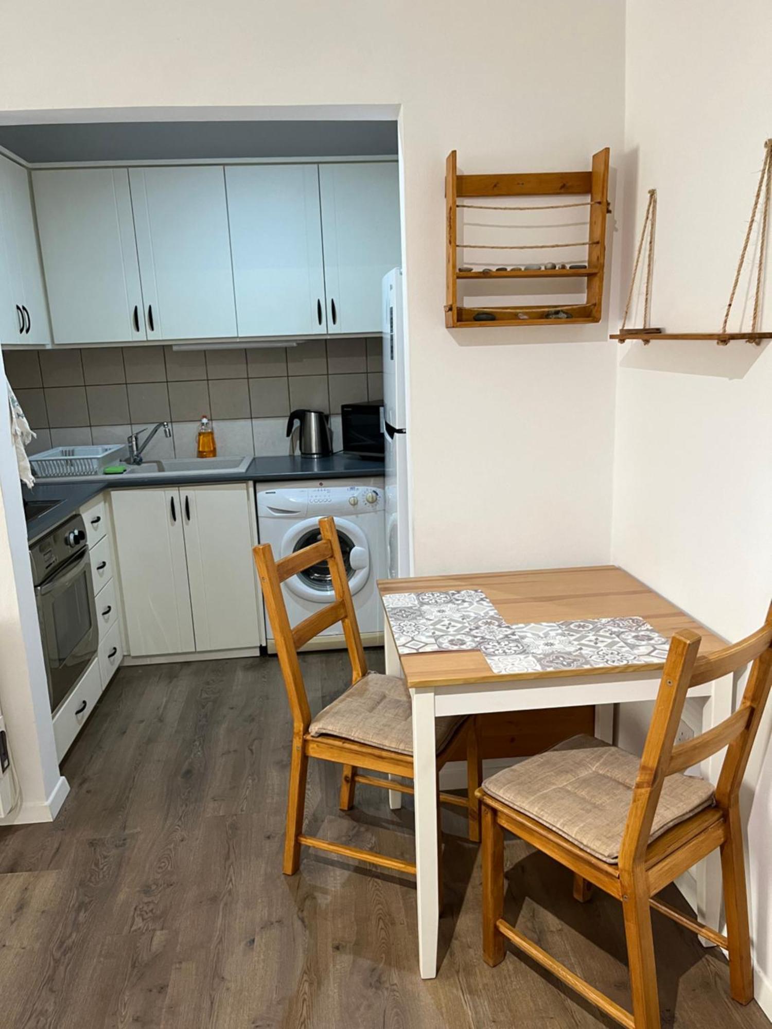 In Residential Complex With Pool Appartement Klorakas
